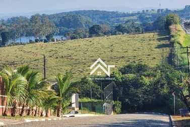 Terreno &agrave; venda - 750m&sup2; - Condominio Vila Dom Pedro