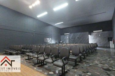 Sal&atilde;o Comercial &agrave; venda - 390m&sup2; - Centro
