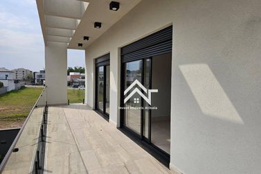 Casa &agrave; venda - 300m&sup2; - Condom&iacute;nio Granville