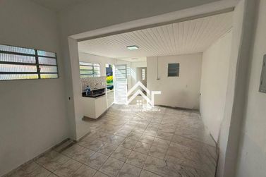 Casa para alugar - 252m&sup2; - Alvin&oacute;polis