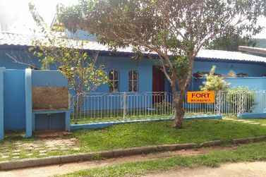 Ch&aacute;cara &agrave; venda - 187m&sup2; - LOTEAMENTO JARDIM SOLARES