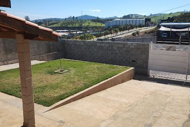Casa &agrave; venda - 65m&sup2; - Loteamento Parque Serras de Atibaia I