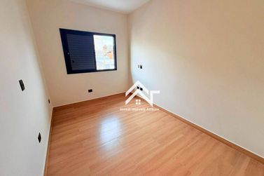 Casa &agrave; venda - 102m&sup2; - Nova Cerejeiras