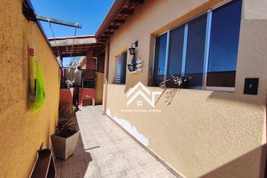 Casa &agrave; venda - 63m&sup2; - Vale das Flores