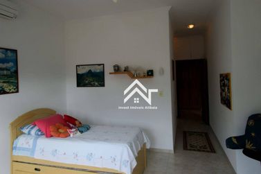Casa para alugar - 401m&sup2; - Vila Petr&oacute;polis