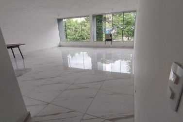 Sal&atilde;o Comercial para alugar - 57m&sup2; - Centro