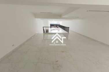 Sal&atilde;o Comercial para alugar - 224m&sup2; - Centro