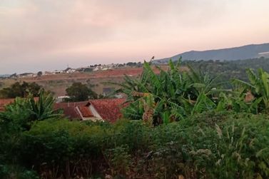 Terreno &agrave; venda - 300m&sup2; - JARDIM DAS CEREJEIRAS