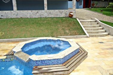 Ch&aacute;cara &agrave; venda - 2384m&sup2; - Vale dos Pinheiros