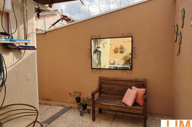 Casa &agrave; venda - 76m&sup2; - JARDIM DAS PALMEIRAS