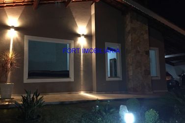 Casa &agrave; venda - 410m&sup2; - VILA ESPERIA OU GIGLIO