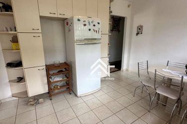 Casa &agrave; venda - 225m&sup2; - Jardim dos Pinheiros