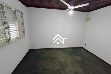 Casa para alugar - 115m&sup2; - Jardim Jaragu&aacute;