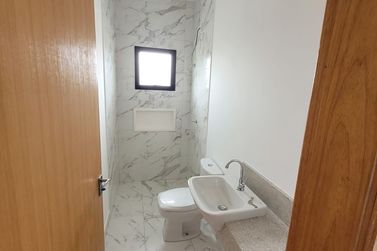 Casa &agrave; venda - 110m&sup2; - Jardim do Lago