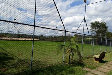 Ch&aacute;cara &agrave; venda - 5000m&sup2; - Campininha