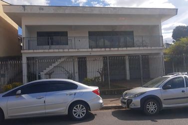 Casa &agrave; venda - ATIBAIA JARDIM