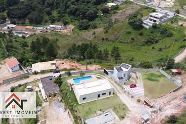 Casa &agrave; venda - 180m&sup2; - Jardim Est&acirc;ncia Brasil