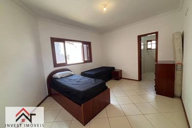 Ch&aacute;cara &agrave; venda - 600m&sup2; - Parque Rio Abaixo