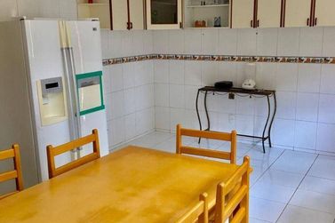 Ch&aacute;cara &agrave; venda - 3200m&sup2; - Parque Rio Abaixo