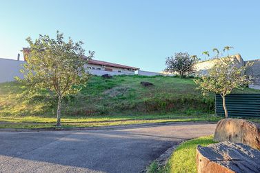 Terreno &agrave; venda - 793m&sup2; - Condom&iacute;nio Itapor&atilde;