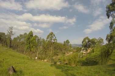 Terreno &agrave; venda - 2001m&sup2; - Jardim Est&acirc;ncia Brasil