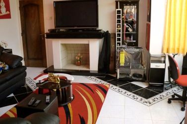 Casa &agrave; venda - 800m&sup2; - JARDIM S&Atilde;O NICOLAU