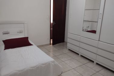 Casa &agrave; venda - CENTRO