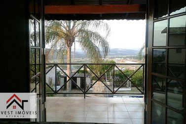 Casa para alugar - 450m&sup2; - Country R. F&eacute;lix