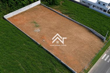 Terreno &agrave; venda - 800m&sup2; - &Aacute;rea 10
