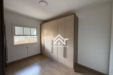 Apartamento &agrave; venda - 78m&sup2; - Centro