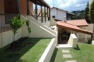 Casa &agrave; venda - 450m&sup2; - Nova Gard&ecirc;nia