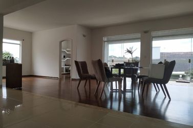 Casa &agrave; venda - 630m&sup2; - NOVA GARD&Ecirc;NIA