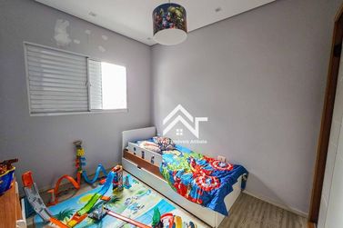 Casa &agrave; venda - 130m&sup2; - Jardim do Lago