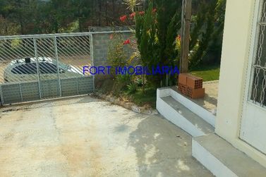 Casa &agrave; venda - 210m&sup2; - CAMPOS DE ATIBAIA