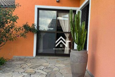 Casa &agrave; venda - 262m&sup2; - Portal dos Nobres