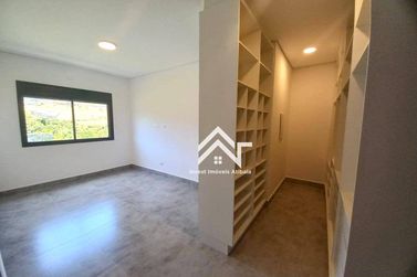 Casa para alugar - 390m&sup2; - Condom&iacute;nio Itapor&atilde;