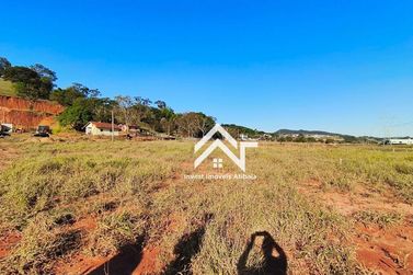 Terreno &agrave; venda - 879m&sup2; - Jardim Colina do Sol