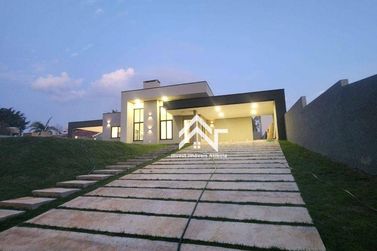 Casa &agrave; venda - 228m&sup2; - Vila Dom Pedro