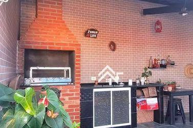 Casa &agrave; venda - 180m&sup2; - Jardim Santos Dumont