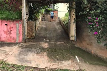 Ch&aacute;cara &agrave; venda - vitoria regia