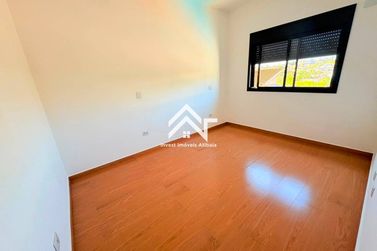 Casa &agrave; venda - 153m&sup2; - Jardim Jaragu&aacute;