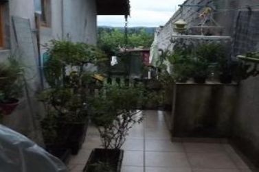 Casa &agrave; venda - 200m&sup2; - Jardim dos Pinheiros
