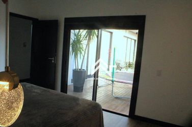 Casa &agrave; venda - 250m&sup2; - Bairro Canedos