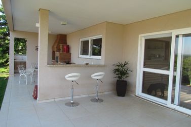 Casa &agrave; venda - 357m&sup2; - CONDOM&Iacute;NIO SERRA DA ESTRELA