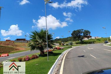 Terreno &agrave; venda - 300m&sup2; - Portal Lamis
