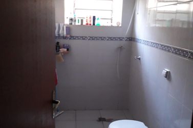 Casa &agrave; venda - 180m&sup2; - JARDIM CEREJEIRAS