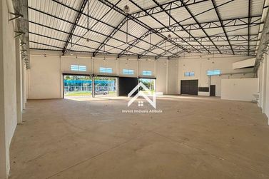 Sal&atilde;o Comercial para alugar - 400m&sup2; - Recreio Estoril