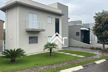 Casa para alugar - 192m&sup2; - Ch&aacute;caras Maring&aacute;