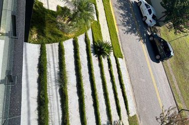 Casa &agrave; venda - 246m&sup2; - Condominio Alto da Floresta