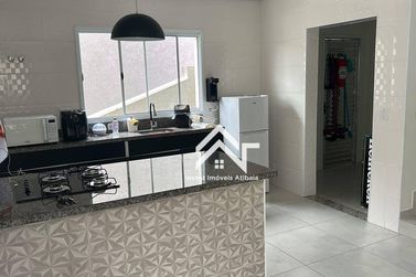 Casa para alugar - 192m&sup2; - Ch&aacute;caras Maring&aacute;